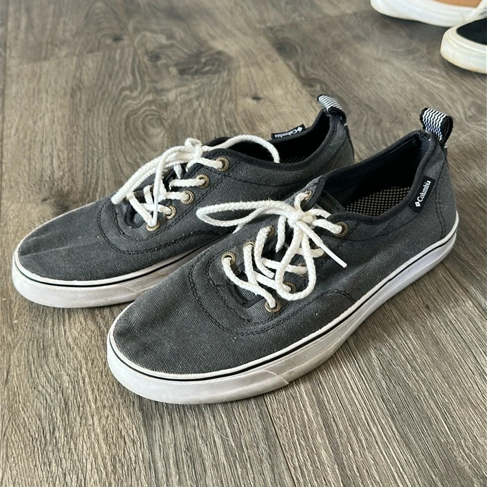 Columbia Grey Shoes Size men’s size 7